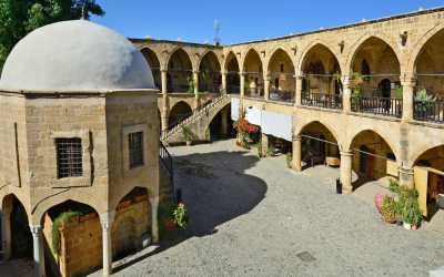 Wycieczka jednodniowa, Nikozja stolica dwóch Cyprów z Larnaki