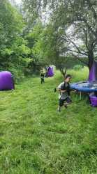 Wycieczka fakultatywna, Laserowa Rozrywka