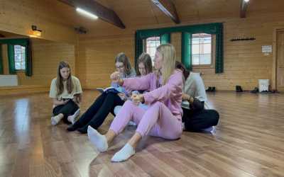 Obóz młodzieżowy, Poronin - obóz filmowy z Marysią Krasowską - 8 dni 9-16 lat